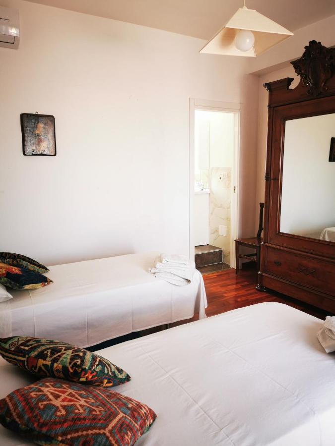Bed and Breakfast La Ginestra Trani Exterior foto